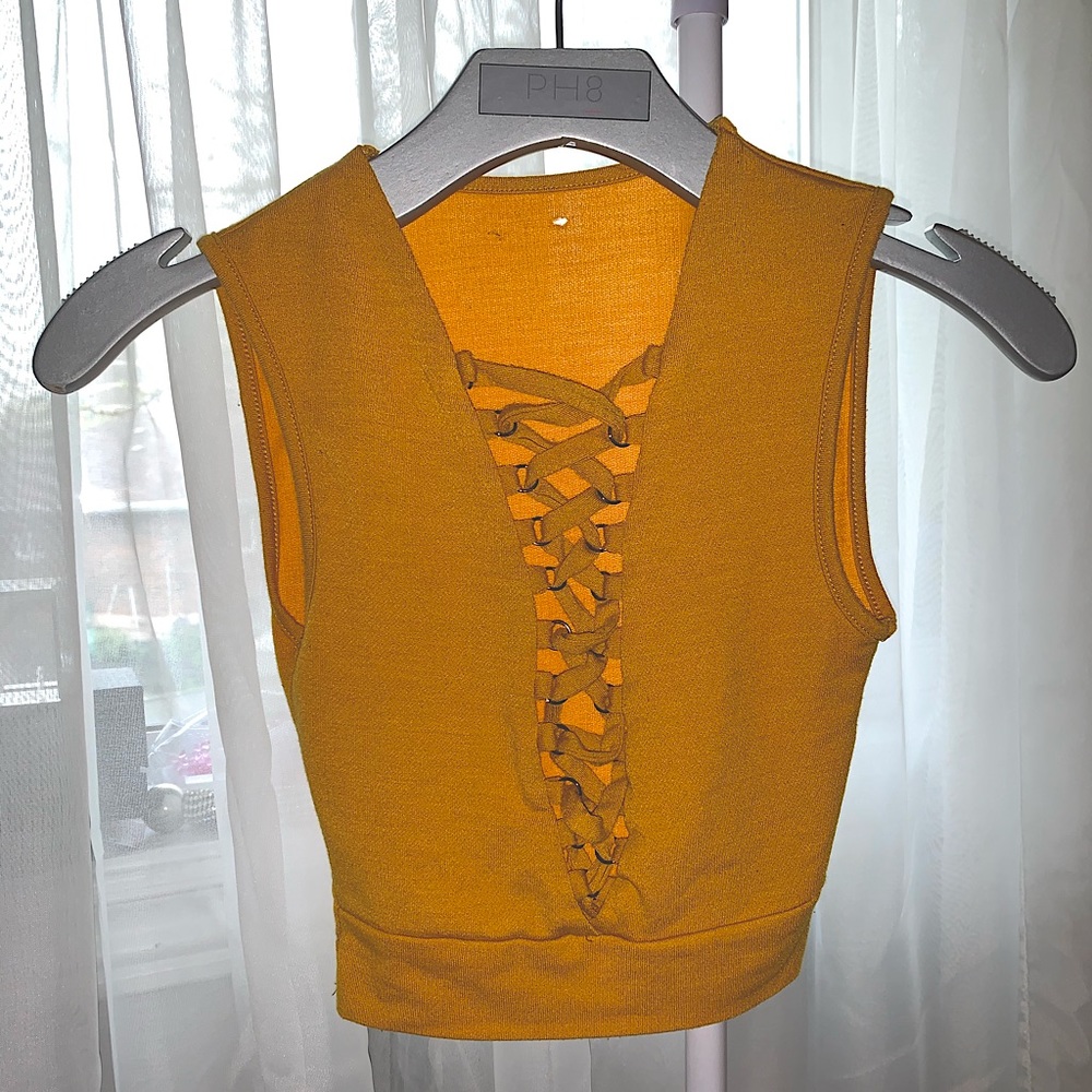Mustard a crop top